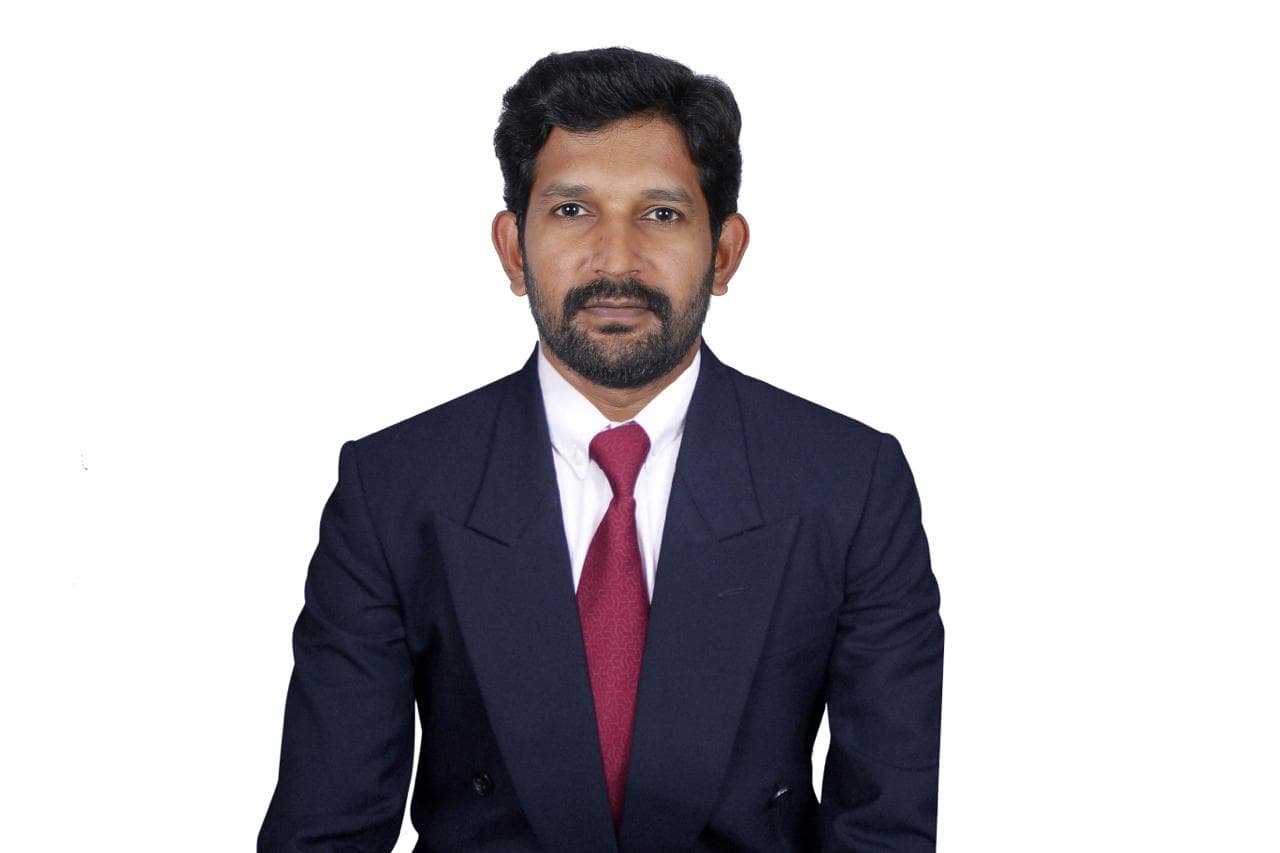 Shinoj Mathew - Managing Director